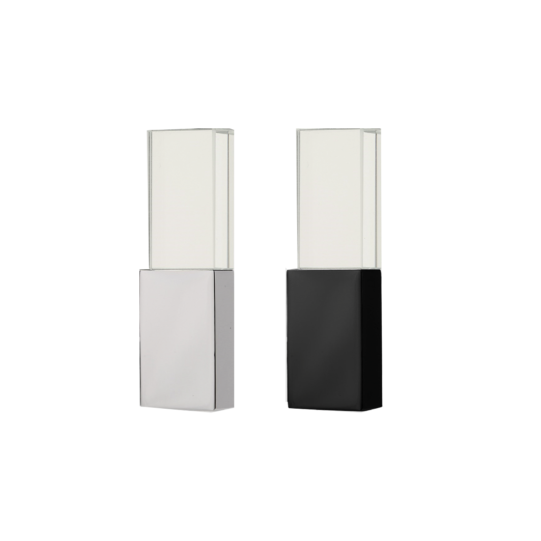 Metal Crystal Half Flash Memory